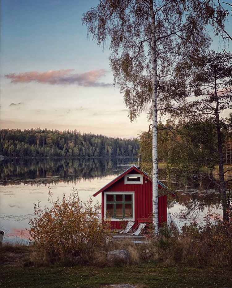 Anna and Martin's Tiny Handbuilt Cottage Floating on a Swedish Lake