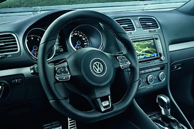 2014 Volkswagen Golf R Cabriolet