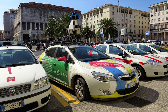 Google Maps Camera Car, piazza del Municipio, Livorno