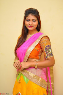 Lucky Sree in dasling Pink Saree and Orange Choli DSC 0357 1600x1063.JPG