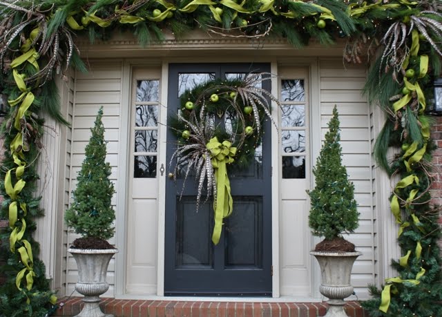 front door porch images Front Door Decorating Ideas | 640 x 459