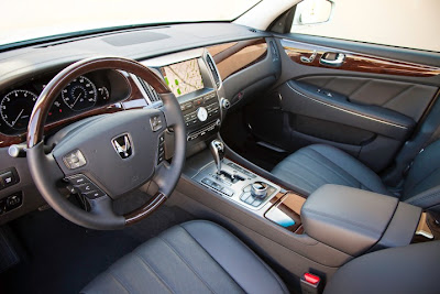 2011 Hyundai Equus Car Dashboard