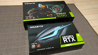 RTX3080tiとRTX4090の箱のサイズ比較2