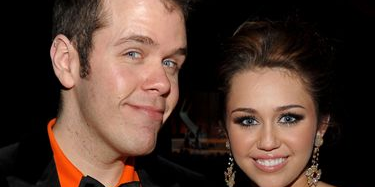 Miley Cyrus se pronuncia por fotografía que publicó Perez Hilton