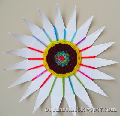 Paper Plate Weaving (10)