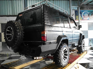  Modifikasi  Kijang  menjadi model Off  Road  dan Blazer 