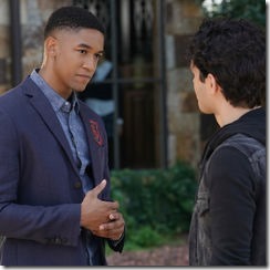 1x01_Legacies-Rafael-Landon