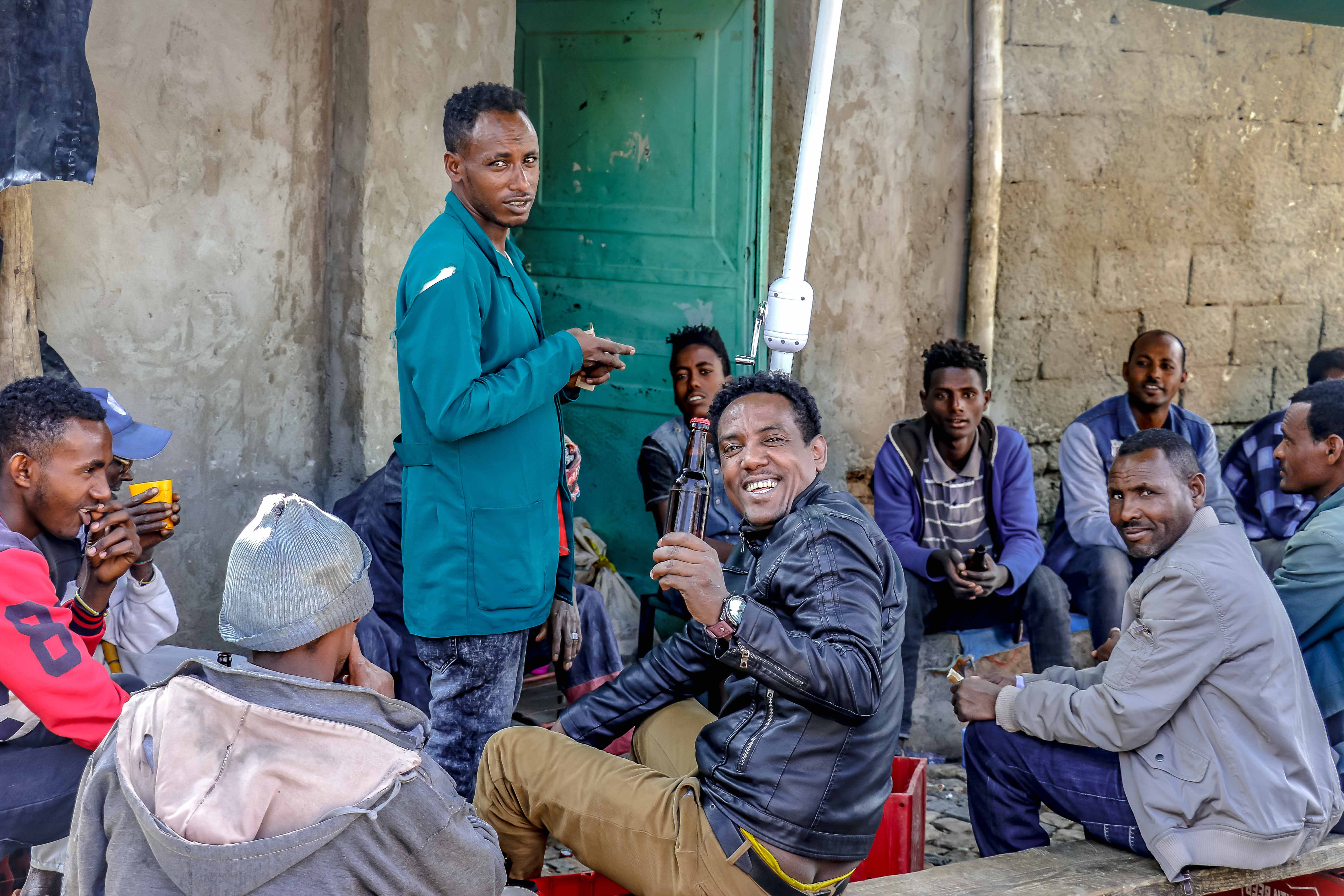 L’hora de la cervesa (Mekele, Etiòpia)