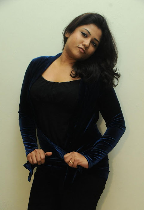 jyothi new trendy unseen pics