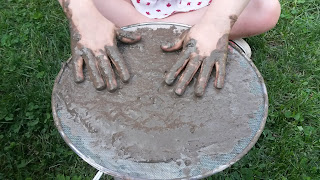 mud sifting