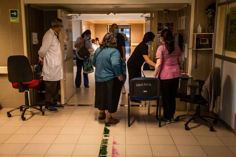 Hospital de Osorno extiende períodos de visitas a familiares hospitalizados