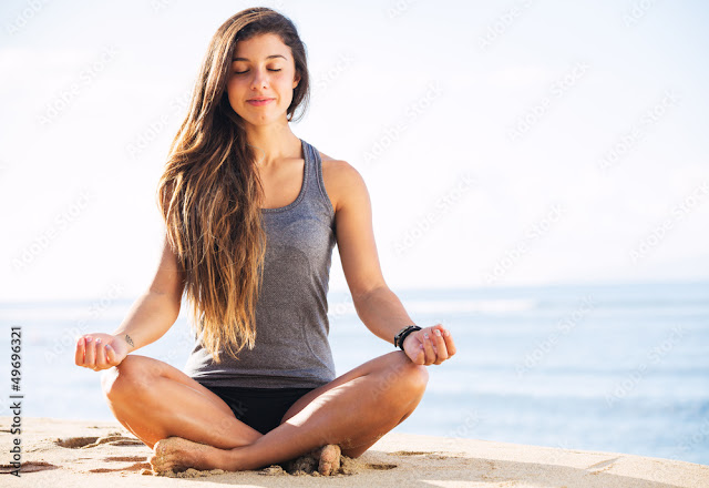 9 योग आसन जो बालों के विकास में मदद कर सकते हैं - Yoga for Hair: Benefits, Poses in Hindi