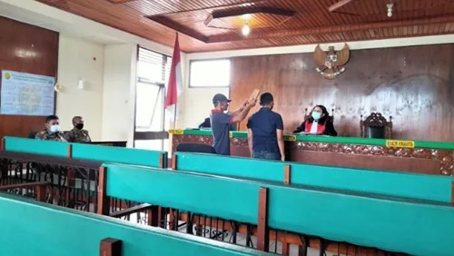 Dua Penjual Miras Pelanggar Perda Diseret ke Meja Hijau, Warga Payakumbuh: Semoga Jera