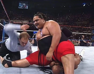 WWE Survivor Series 1992 - Yokozuna pinning Virgil