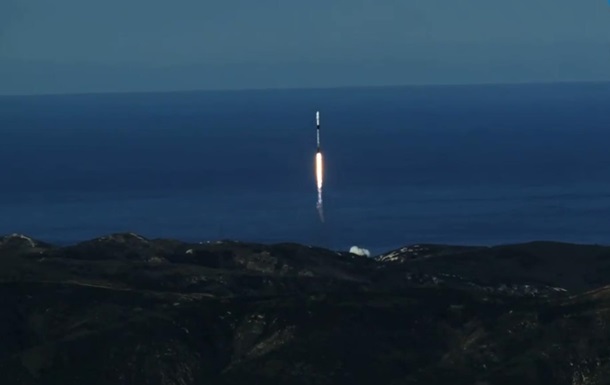 SpaceX запустила 64 супутники за раз