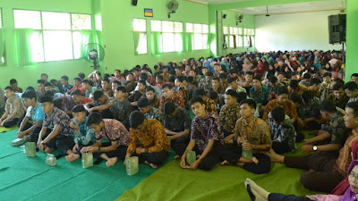 SMA N 4 Purwoeejo gelar Peringatan Isra Mi'raj Nabi Muhammad SAW 1441 H