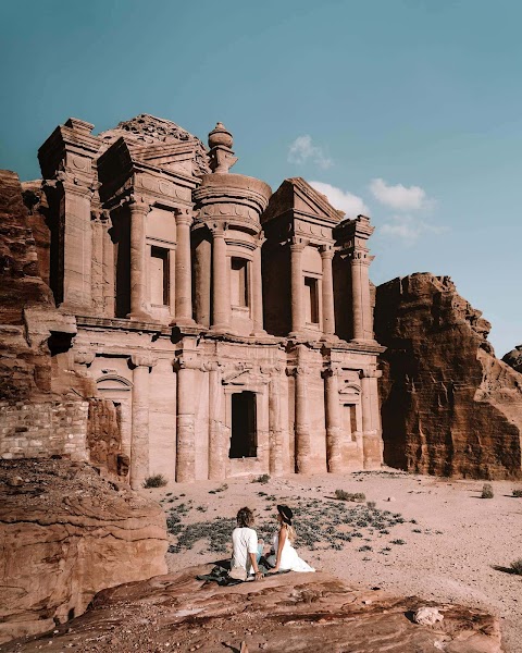Exploring the Hidden Gems: The Top Places to Visit in Jordan | जॉर्डन में घूमने के लिए सबसे अच्छे जगह 