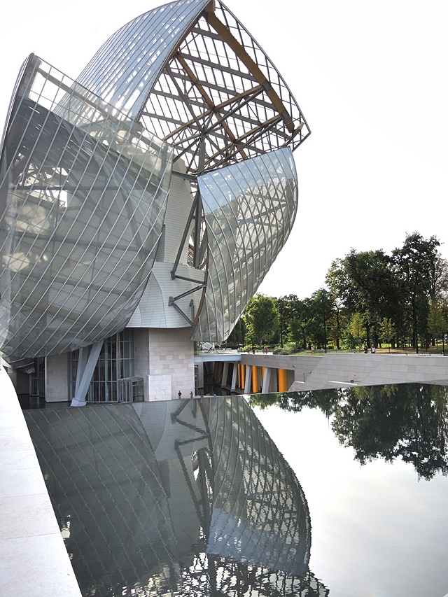 Parijs: Fondation Louis Vuitton: 'art/afrique - le nouvel atelier'