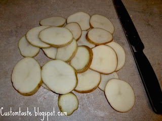 (Vegan) Cheezey Skillet Potatoes by Custom Taste