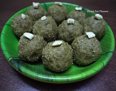 Sprouted_Green_Gram_Laddu