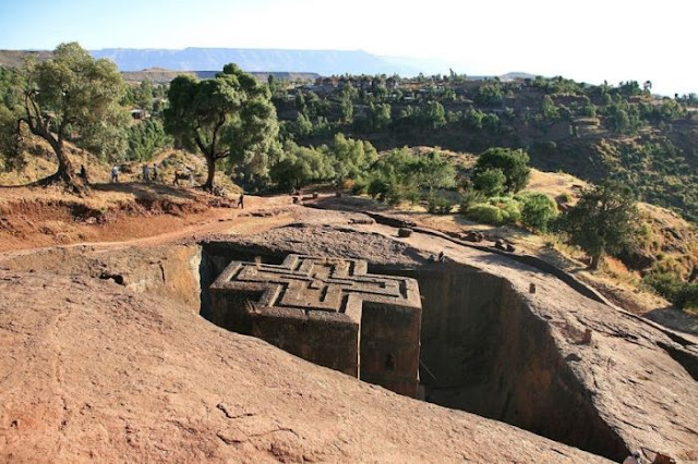 Iglesias talladas en la roca Lalibela, Etiopía