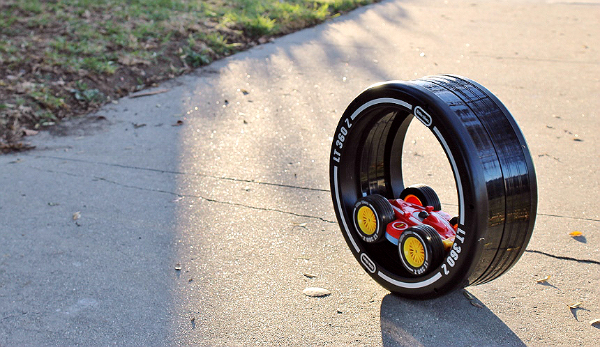 The Little Tikes RC Tire Twister helps children as young as age 3 begin building dexterity skills through remote control play. Siblings will love to help teach with the car that operates both inside the unique tire track and outside.