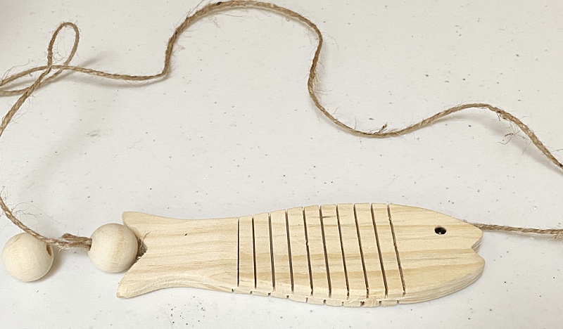 Fish Beaded Garland with a Tassel 