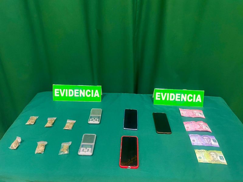 Osorno: OS 7 de Carabineros detiene a cuatro sujetos por microtráfico de drogas