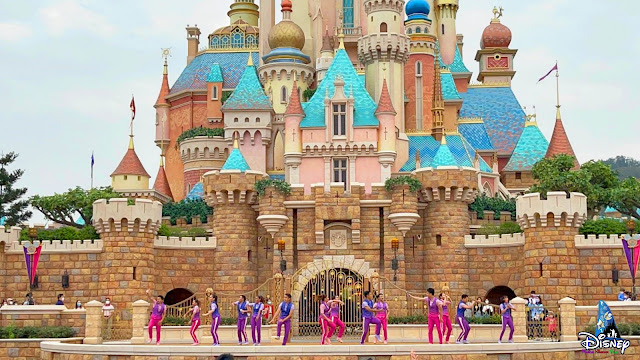 Hong-Kong-Disneyland-Castle-Stage-Version-Magical-15th-Party-Beats, 香港迪士尼樂園15週年奇妙快閃派對