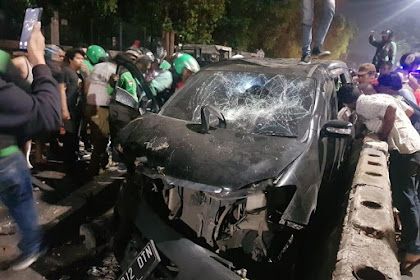 Belasan Motor Kejar dan Amuk Mobil Hitam di Pasar Minggu, Kenapa?