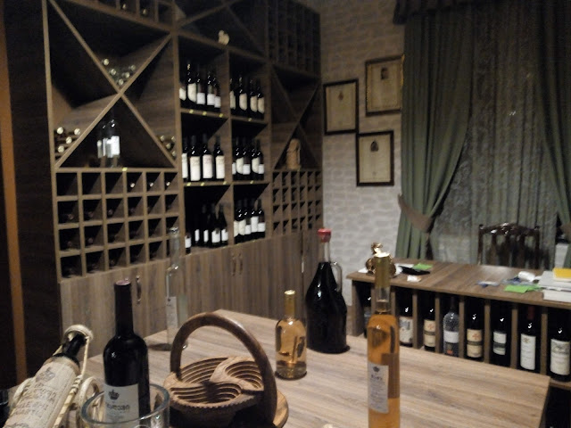 Hotel Wine house & L'Auberge Dadianebiのワインショップ