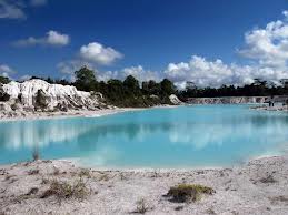 Danau Kaolin - Wisata Belitung