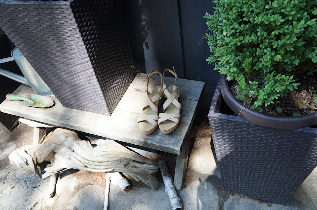 Joe Fresh nude platforms / flatforms, Muskoka, Greenery, Plants, Gardening Tools, Drift woof