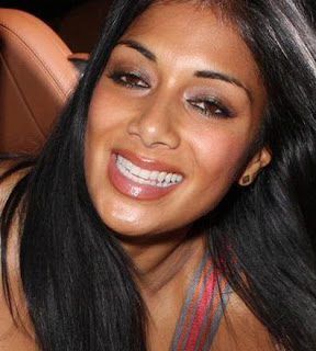 Nicole Scherzinger Upskirt Photo Scandal