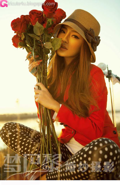 2 Liu Lu - Sprinkle love love-very cute asian girl-girlcute4u.blogspot.com