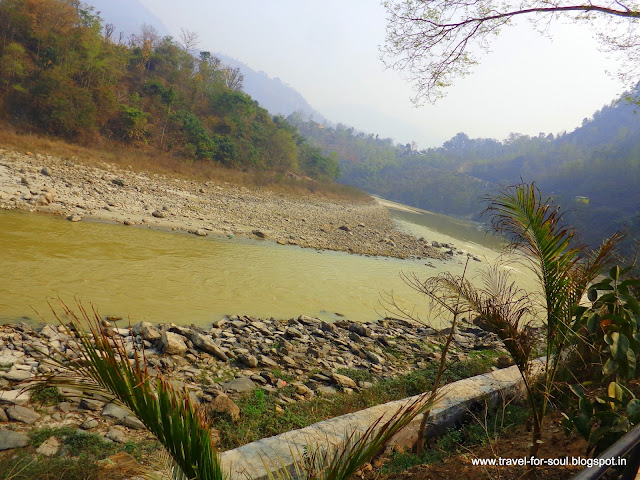 Rivers across the highway between Kathmandu and Pokhara