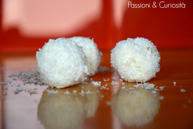CHOCOLATS DE COCO ET CHOCOLAT BLANC