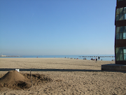 Guest Post: Kate HarrisonLife's a Beach! (barceloneta)