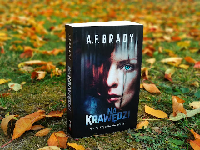 Na krawędzi – A. F. Brady