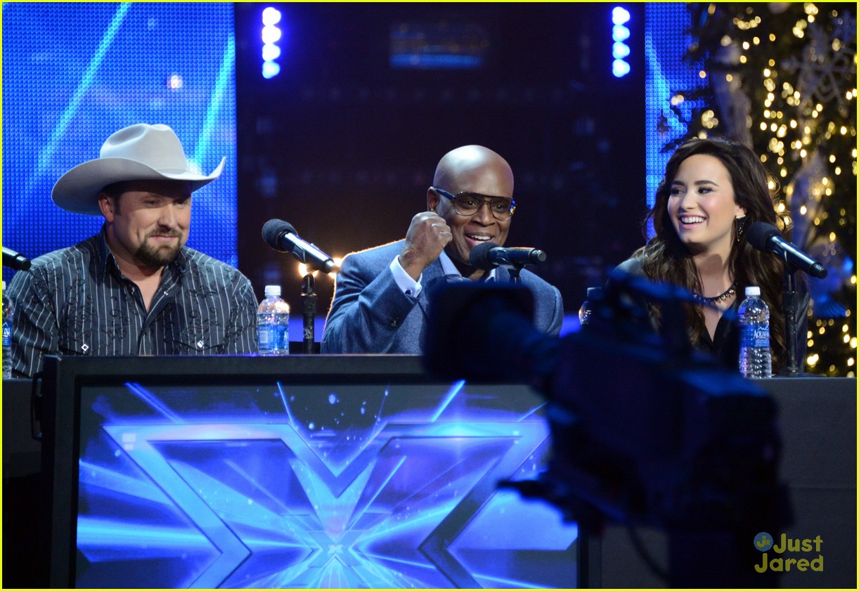 d33blog: Demi Lovato Kansas City X Factor