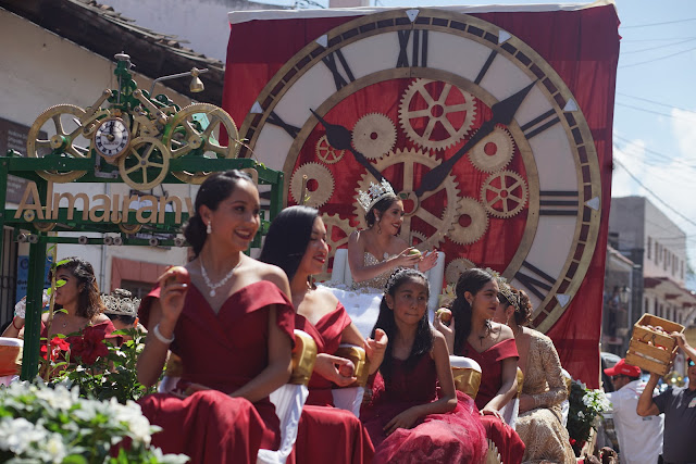 Desfile de la Manzana en Fotografías