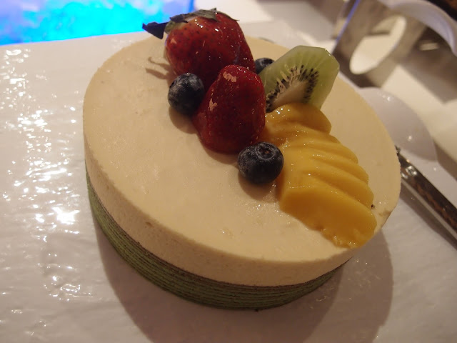 durian mousse cake