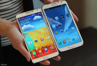 Samsung Galaxy Note III,  2.3GHz, 3GB RAM, 13MP, 3200mAh and the new S Pen