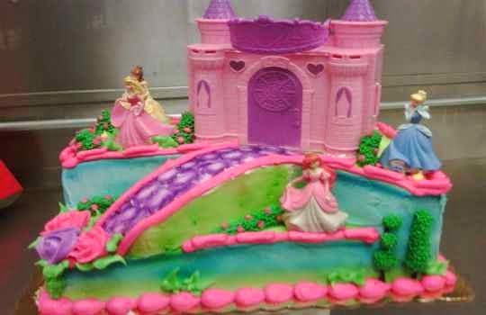 Tarta de princesas para fiestas