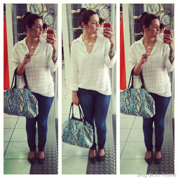 look básico com jeans e camisa branca