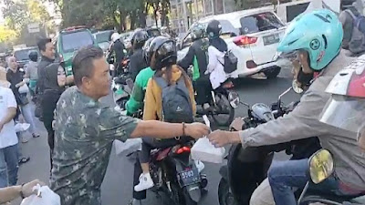 Berbagi Kebaikan di Bulan Ramadhan PWI Pokja Kota Bandung Sebar  Iftar Gratis