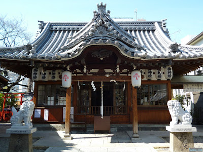 野江水神社拝殿