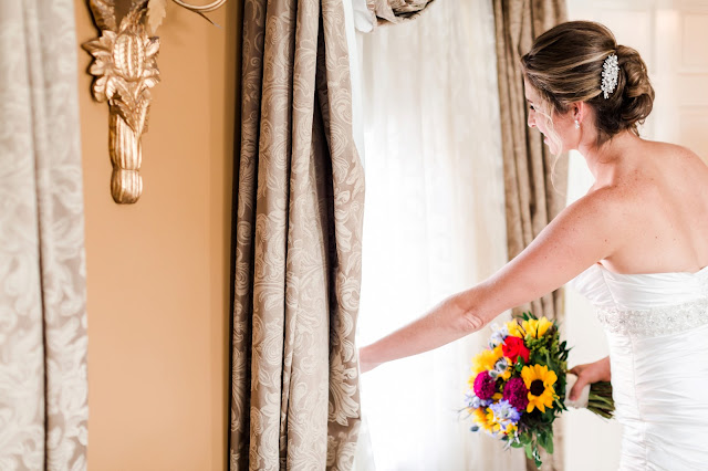 1840s Ballroom Baltimore MD Wedding | Photos by Heather Ryan Photography