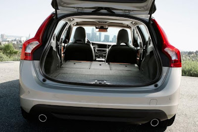 2010-11 Volvo V60 Station Vagon Official