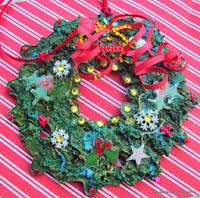 http://kalasirjana.blogspot.in/2013/12/old-jigsaw-puzzle-and-diy-chrismas.html